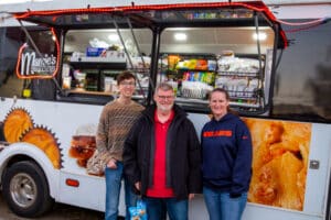 Maimies Food Truck at Sonny Acres Farm