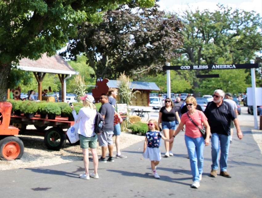 Welcome to Sonny Acres Farm, West Chicago, IL - 3